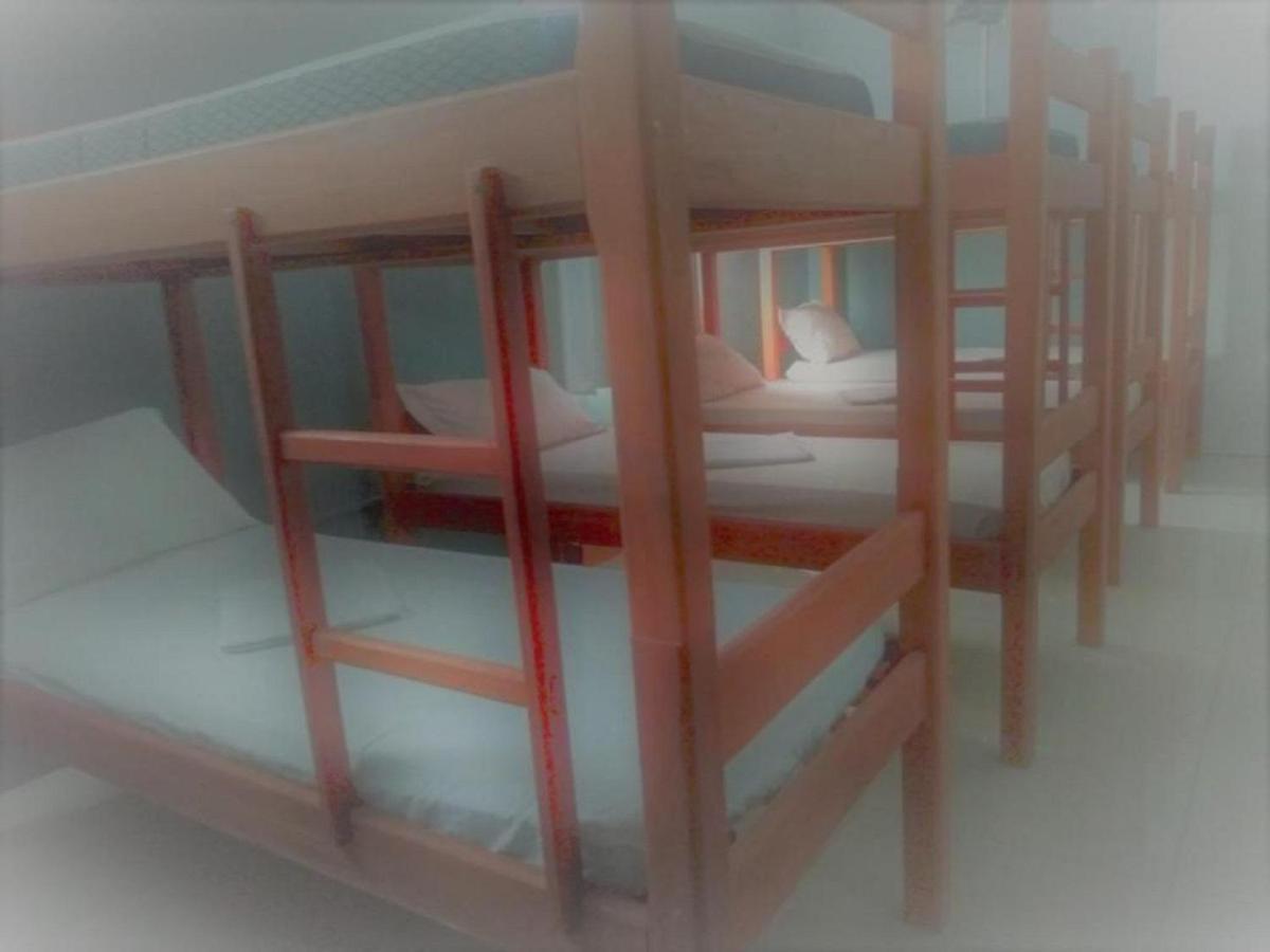"Le Chat Qui Peche" Hostel A 150 Metros Da Praia De Pajucara Maceió Exterior foto